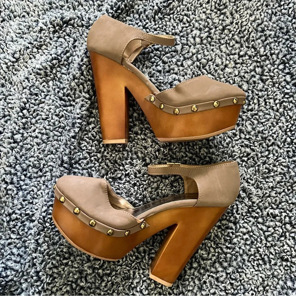 Qupid - Women’s Wedges - Picture 7 of 12